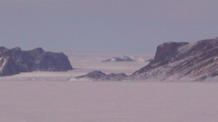 Panorámica del fiordo y glaciar Bowdoin - Expedición Thule - 2004