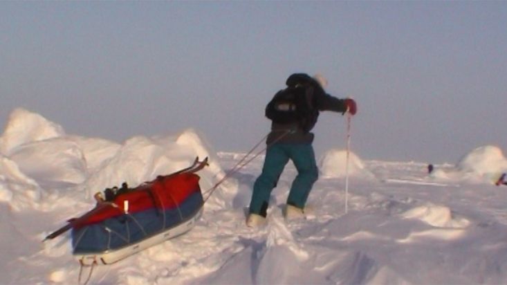 Superando un ventisquero - Expedición Polo Norte Geográfico - 2002