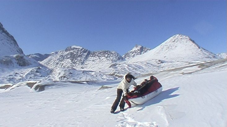 Bajada en trineo al lago Glacier - Expedición al Casquete Polar Penny - 2009