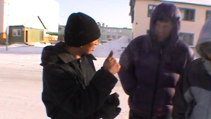 Con un chico siberiano de Khatanga - Expedición Polo Norte Geográfico - 2002