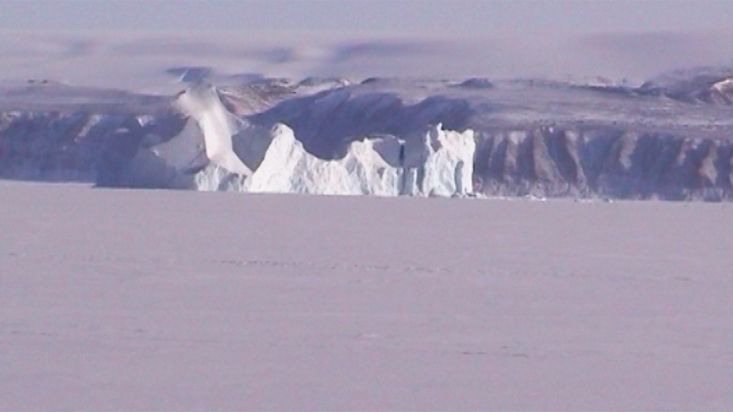 En trineo de perros hacia el glaciar Quinissut - Expedición Thule - 2004