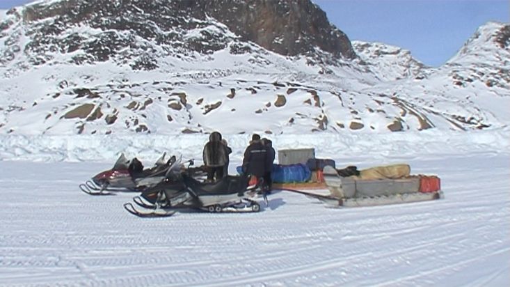 Parada con los Inuit en ruta hacia el Penny - Expedición al Casquete Polar Penny - 2009