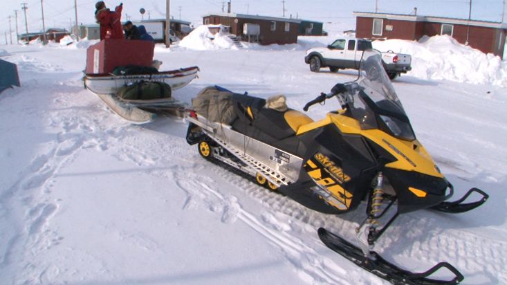 Preparativos para ir de Clyde River a Revoir Pass - Sam Ford Fiord 2010