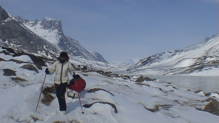 Bordeando el río Weasel - Expedición al Casquete Polar Penny - 2009