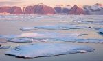 Crucero ártico en la deshabitada costa oriental de Groenlandia
