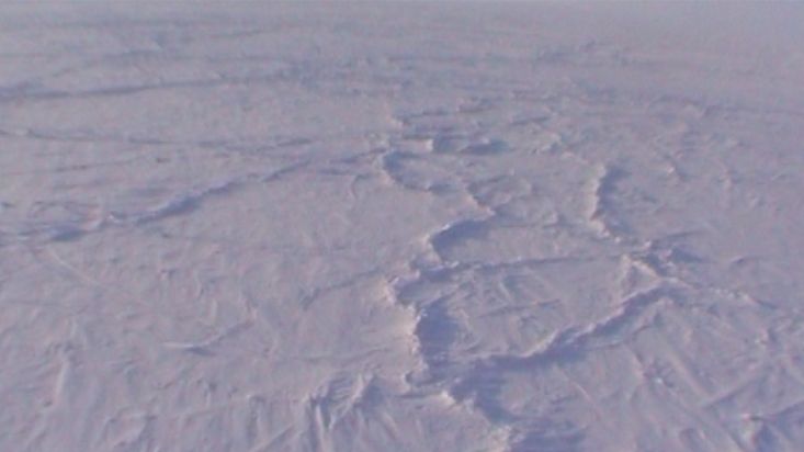 Vuelo en helicóptero al punto de partida - Expedición Polo Norte Geográfico - 2002